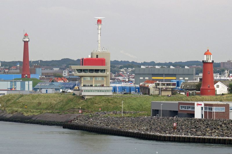 Lighthouses and navigation radar