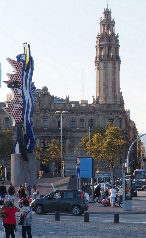 Lichtenstein El Cap de Barcelona sculpture