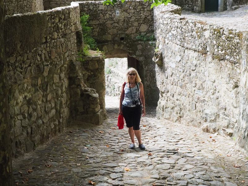 Eloise on the Moorish walkway