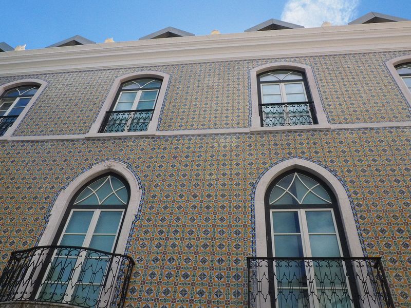 Pretty tilework on this building