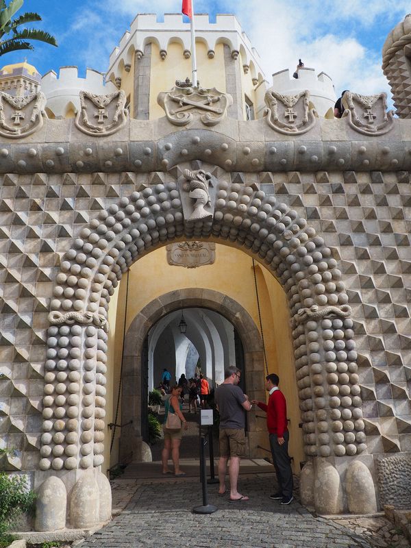 The main gate to the palace