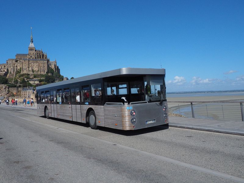 A shuttle bus to the parking lot