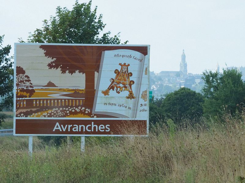 We approach Avranches, gateway to Mont Saint-Michel