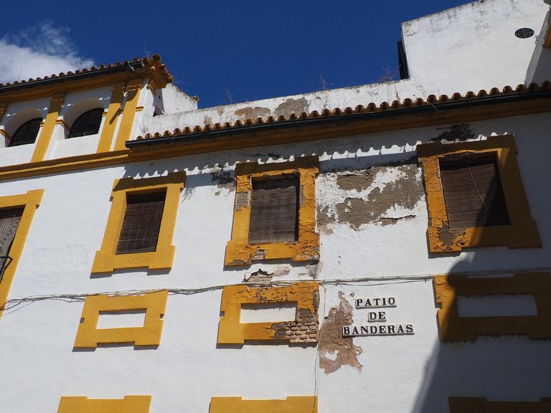 Patio de Banderas