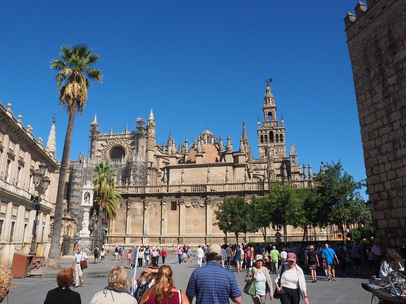 Seville's huge cathedral