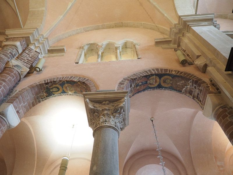 Frescoed arches