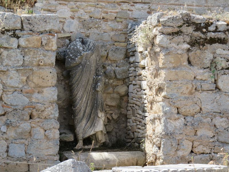 Statue of a robed person