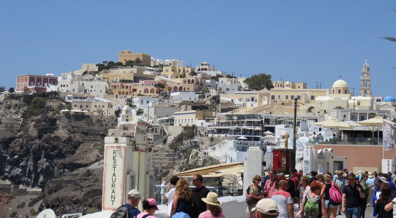 Back in Fira