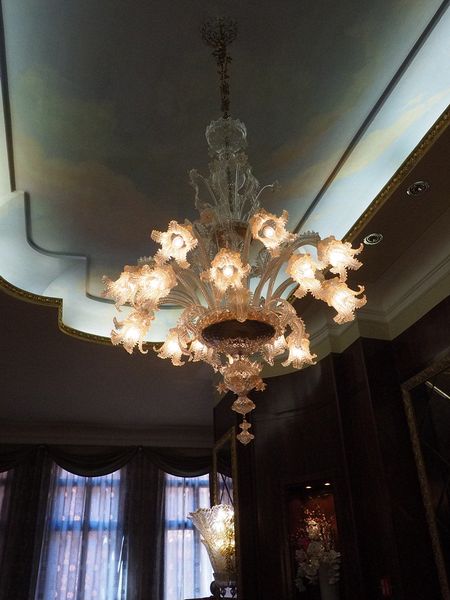 Chandelier in the breakfast room