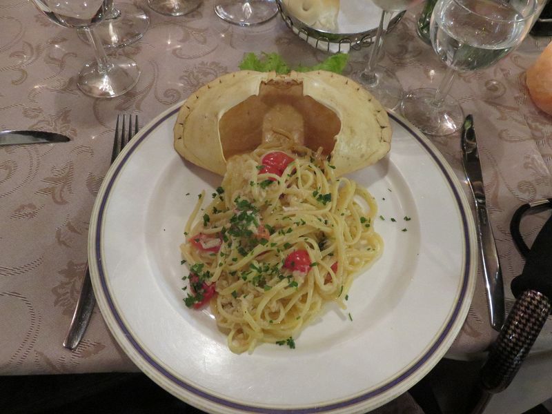 Crab linguine