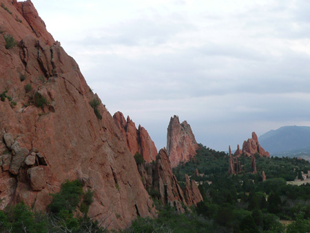 010 Garden of the Gods smaller spikey rock formations