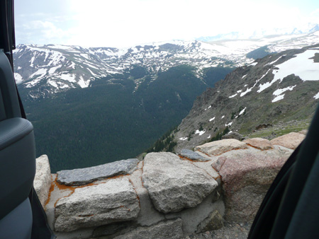 068 parking along the cliff again