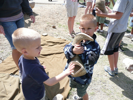 080 Andrew and Nicholas with bighorn sheep horn