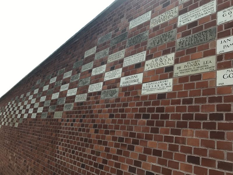 Names of donors for restoration work