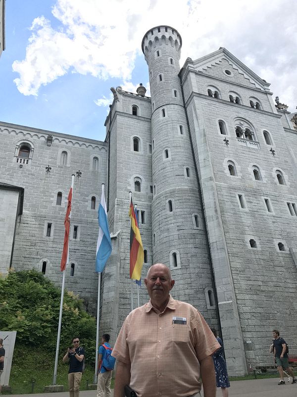 Pete at Neuschwanstein