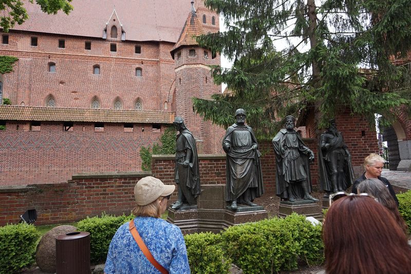 Statues of some of the Teutonic Masters