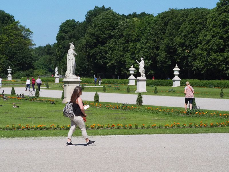 Jessica and June walk through the gardens in back of the Palace