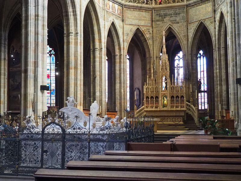 The royal mausoleum before the altar