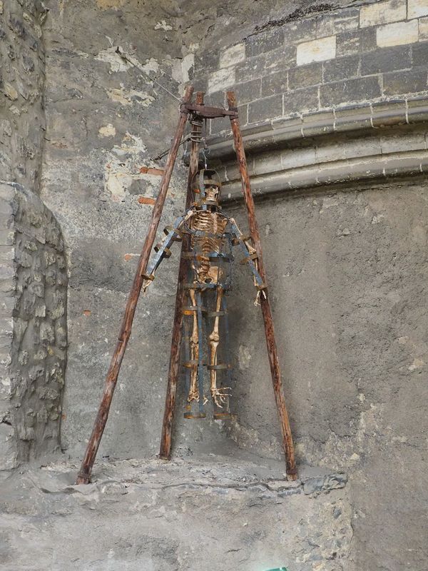 Torture device in Daliborka Tower prison