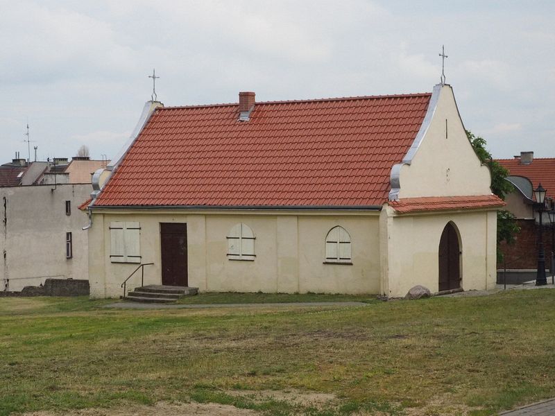 A small chapel in back of the main church