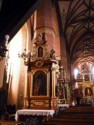 Small chapels attached to pillars