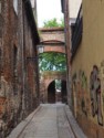 Archway buttresses