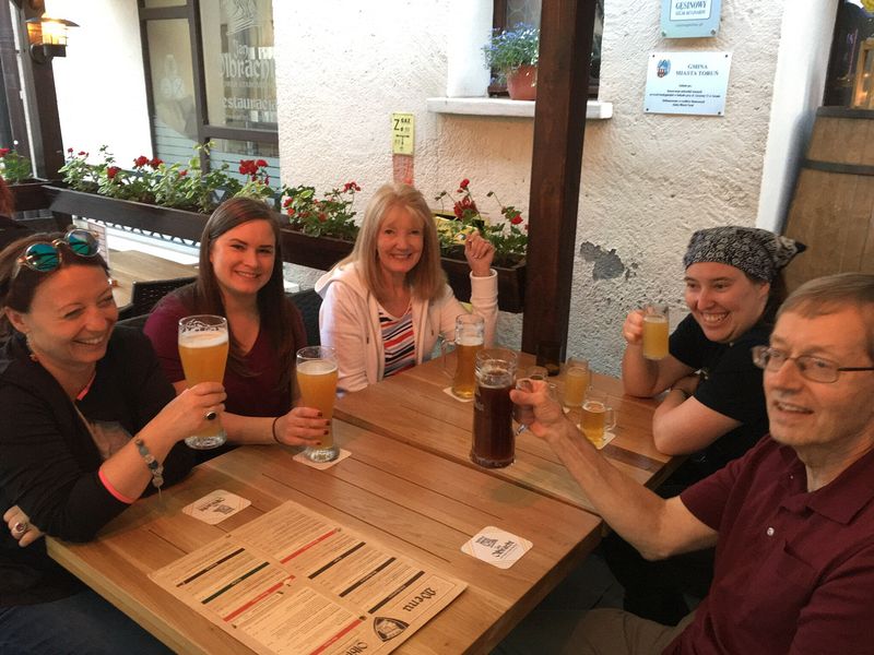 Ewa, Jessica, Robin, Amanda, and Steve drinking local beer