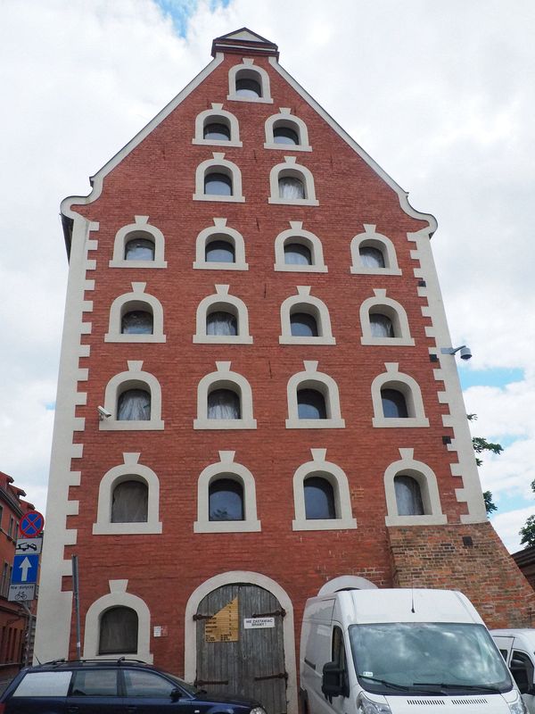 Renaissance granary