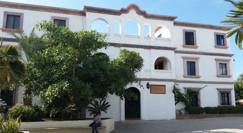 Old buildings in downtown San Jose del Cabo