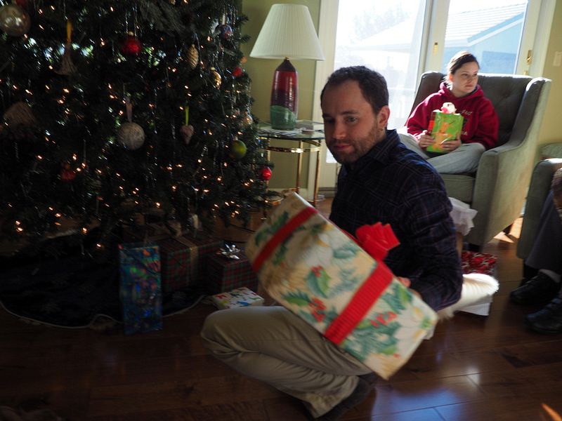 Ehren handing out presents