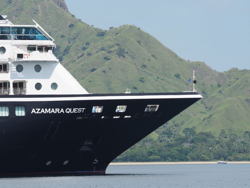 Ship's bow (in Komodo)