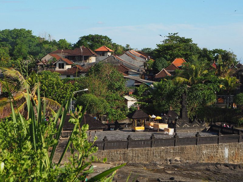 Buildings on the temple grounds