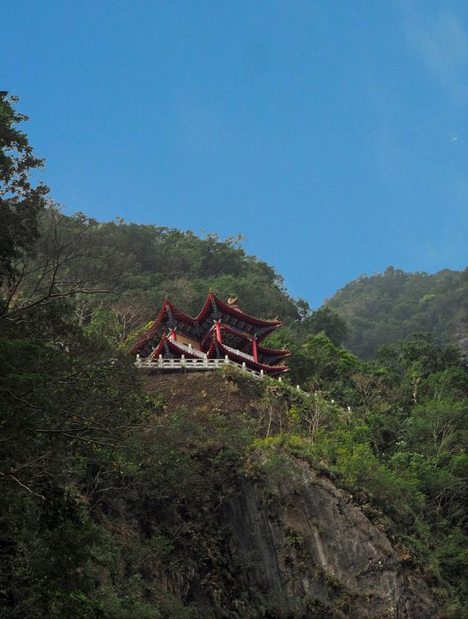 Changduang Temple on the side of a mountain