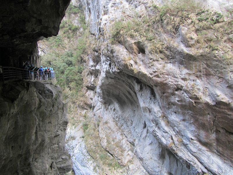 We walk right along the edge of the gorge