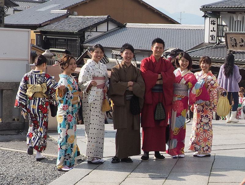 A group in traditional kimonos