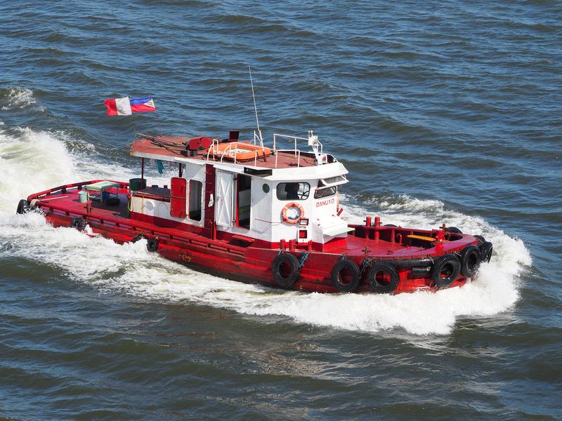 Pilot boat