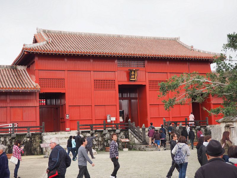 Entrance to the castle courtyard