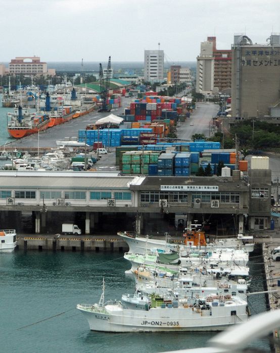 Fishing boats at the docks