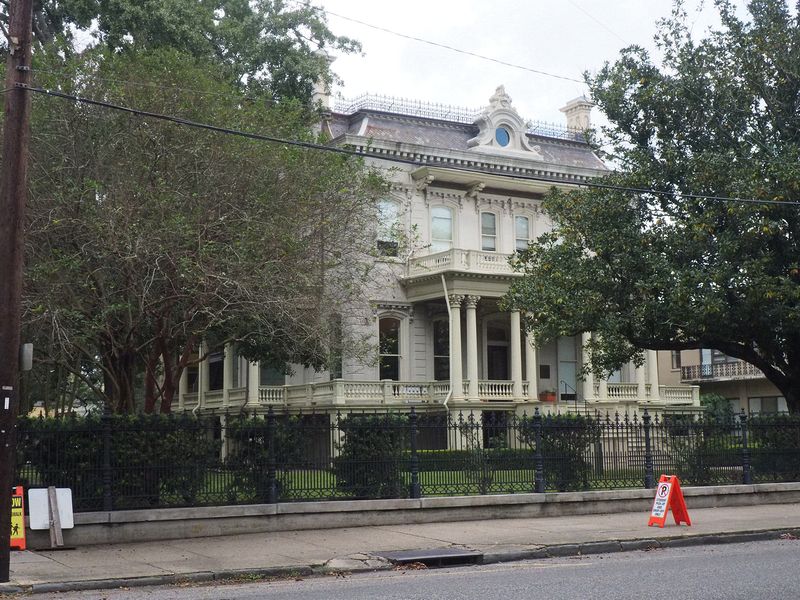 Garden District house 4