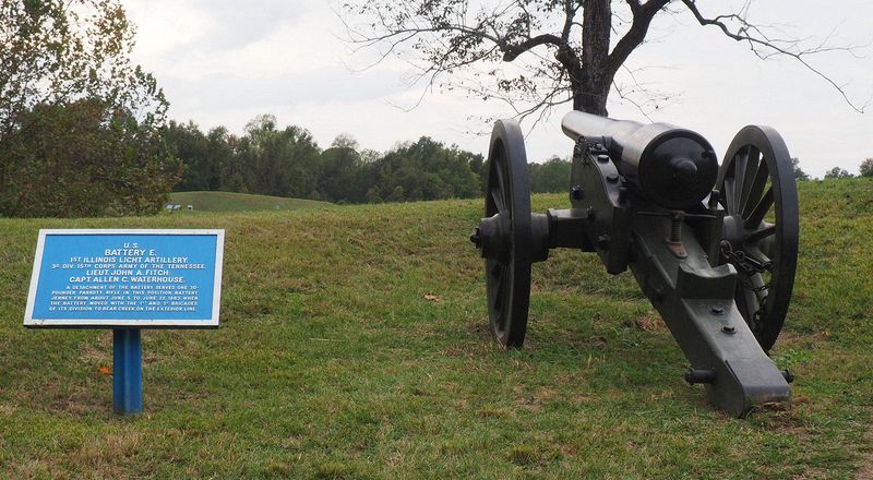 The Union cannon were only 100 yards from the Confederate fort