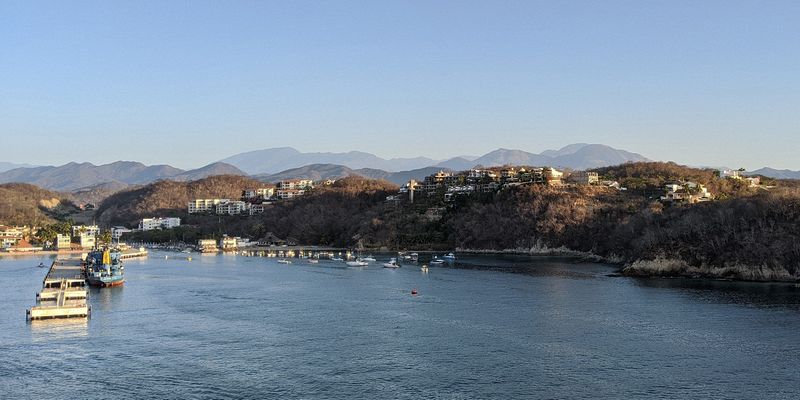 The harbor in Huatulco