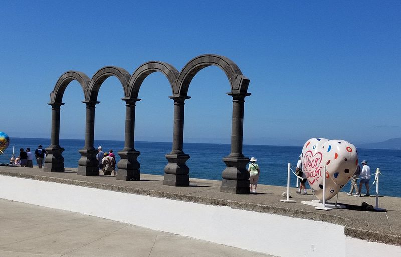 The malecon arches