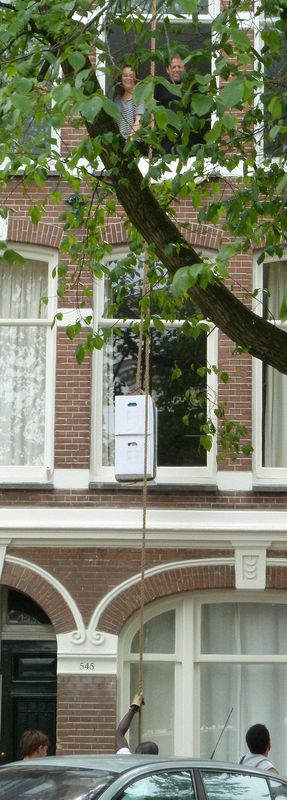 Hoisting boxes up to a window