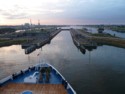 We approach the Spui Locks to the canal