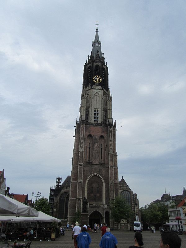 Nieuwe Kerk with three different types of brick in the tower