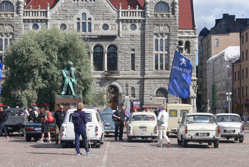 Peugeot car club meet