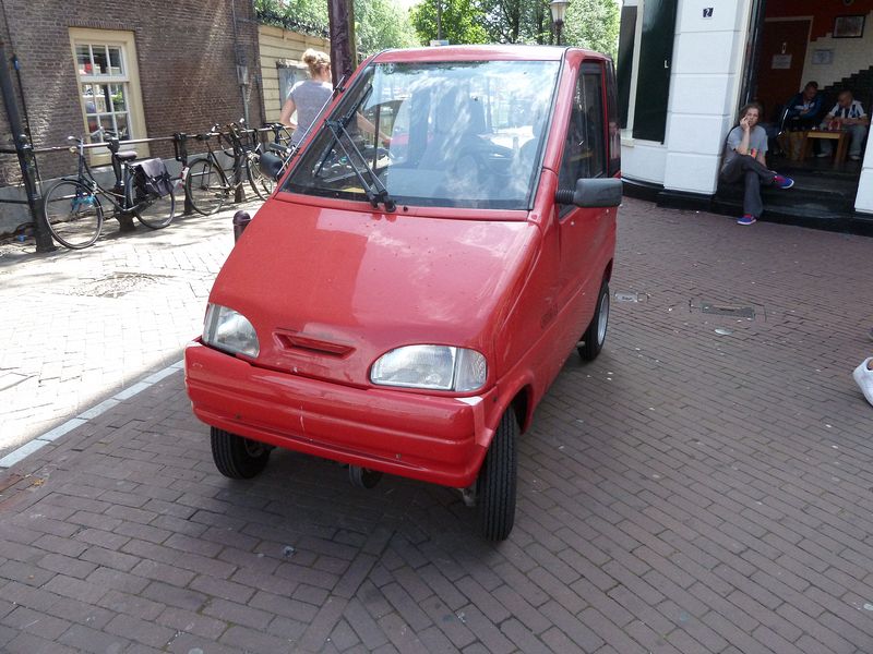 A Canta - smaller than a Smart car and no drivers license required