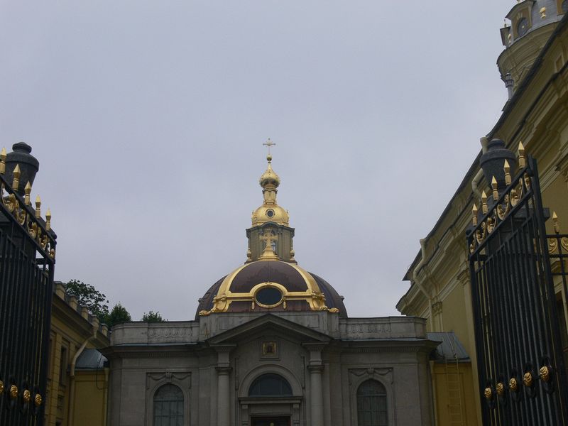 Dome of the mausoleum next to the cathedral