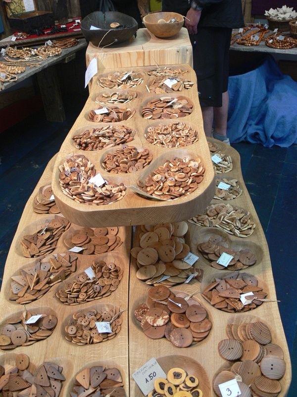 Wooden buttons