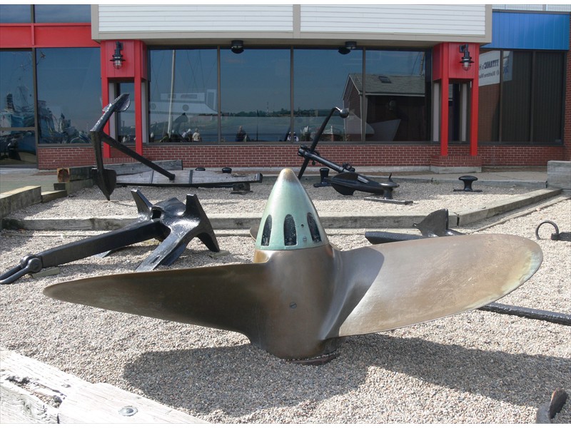 Propeller and anchors at the maritime museum